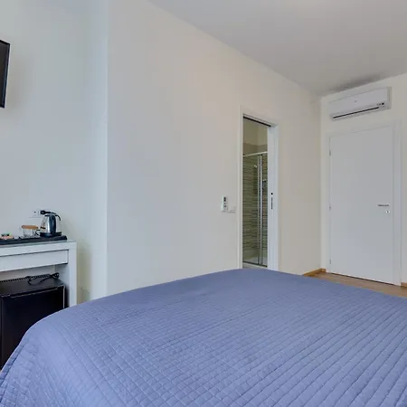 Vidar Train Station *