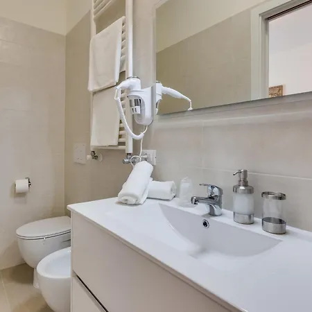 Vidar Train Station *