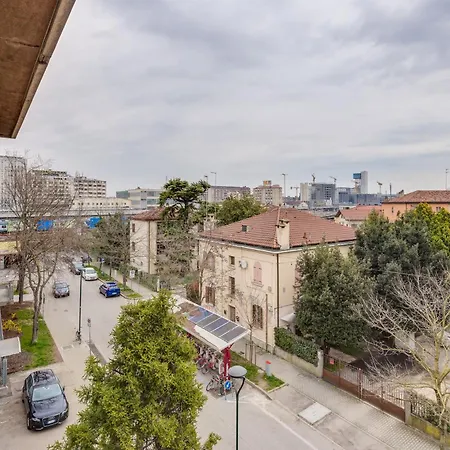 بيت ضيافة Vidar Train Station *